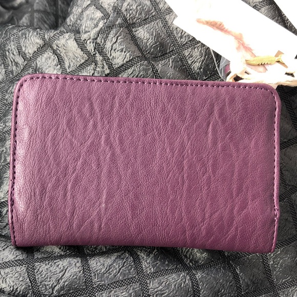 Jessica Simpson Jaclyn Medium Fran Faux Leather Wallet Color Italian Plum NWT - Picture 10 of 12